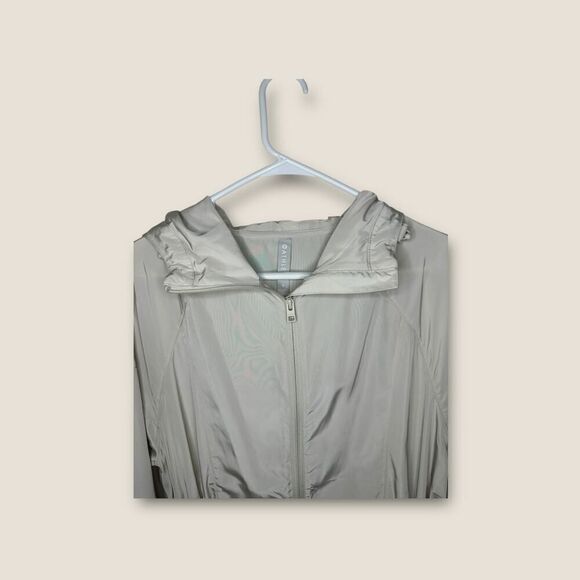 Athleta Rain Drop Jacket Cream Water Repellant Size Small NWOT - Picture 5 of 10